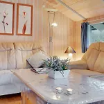 度假居 Athislus - 30km From The Sea By Interhome *